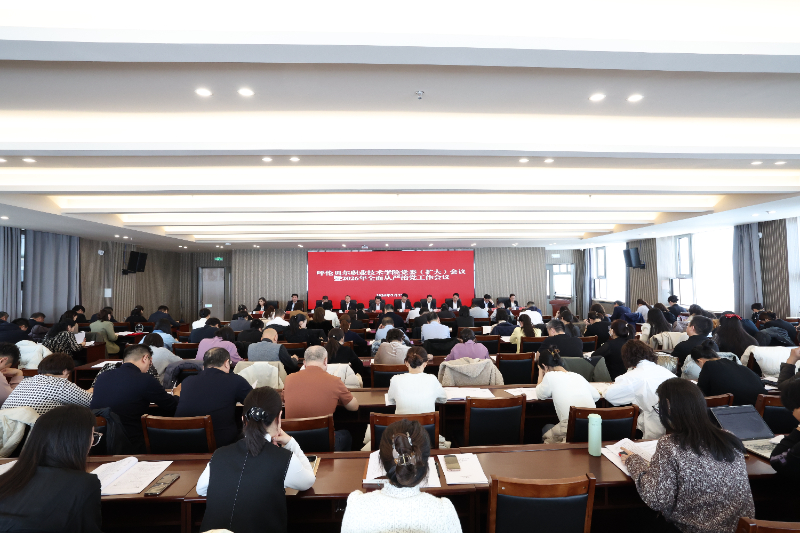 195A4112.JPG 195A4112.JPG