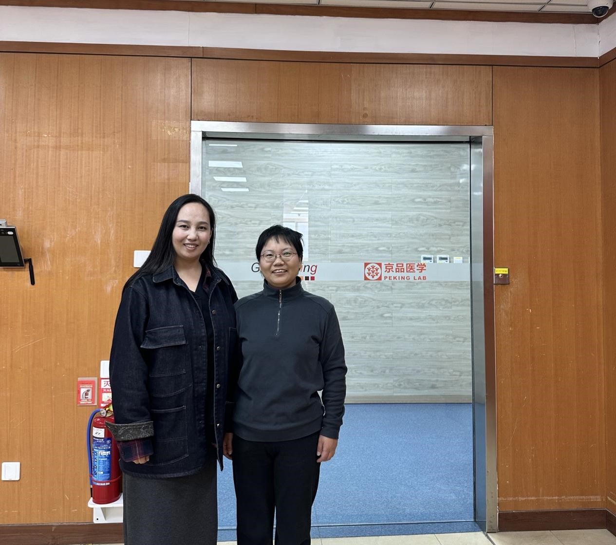 11.17 走访口腔企业.jpg